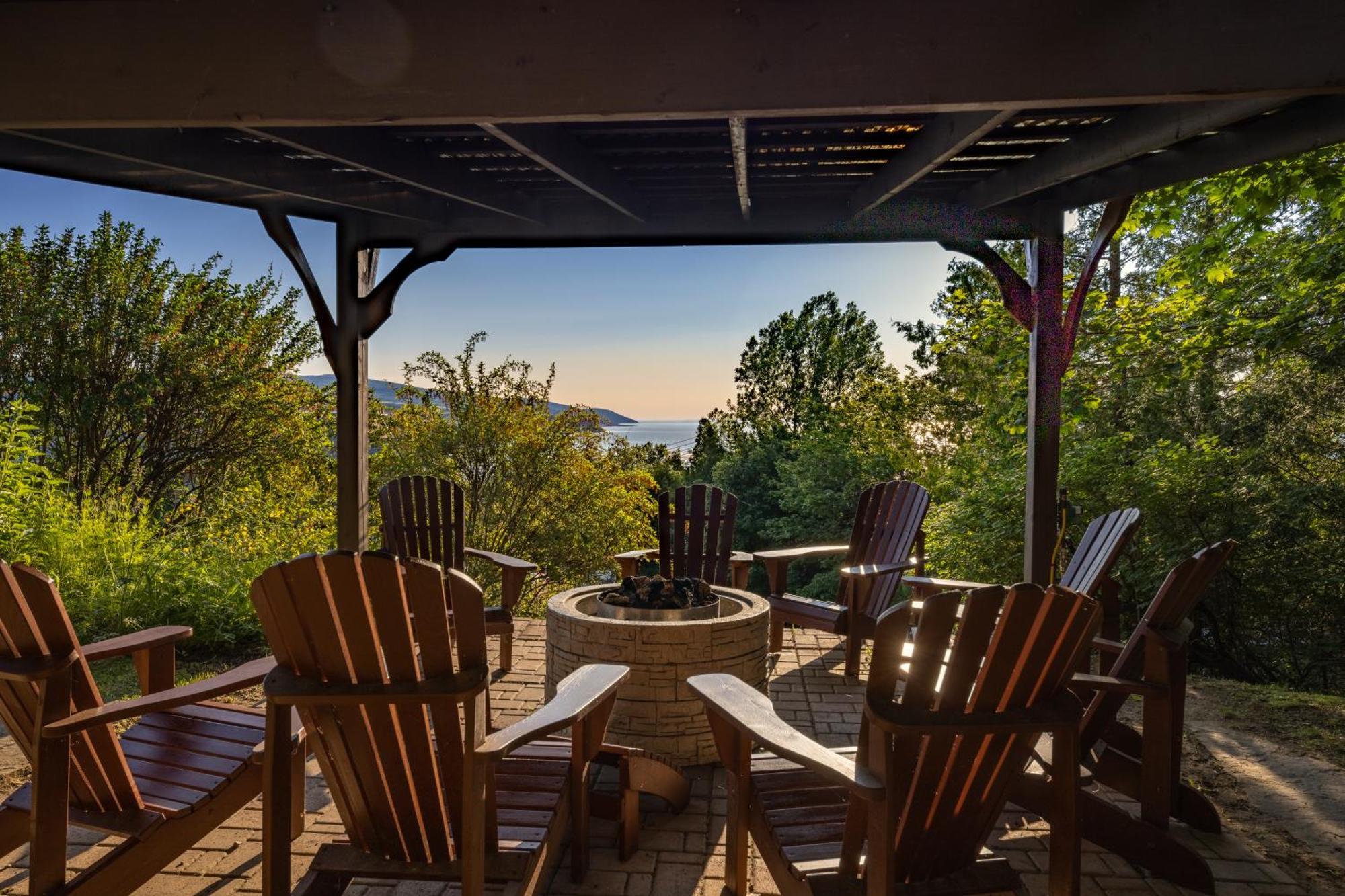 Inn Des Falaises 4*